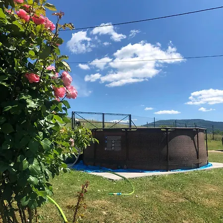 Zagroda Milkowskie مزرعة للإقامة *